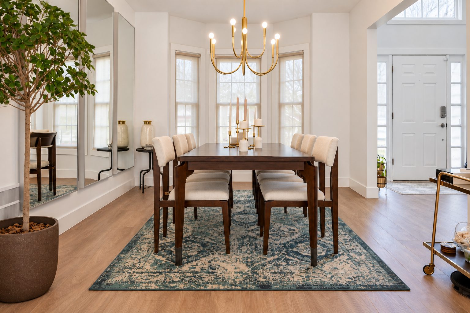 Jantar · a mesa